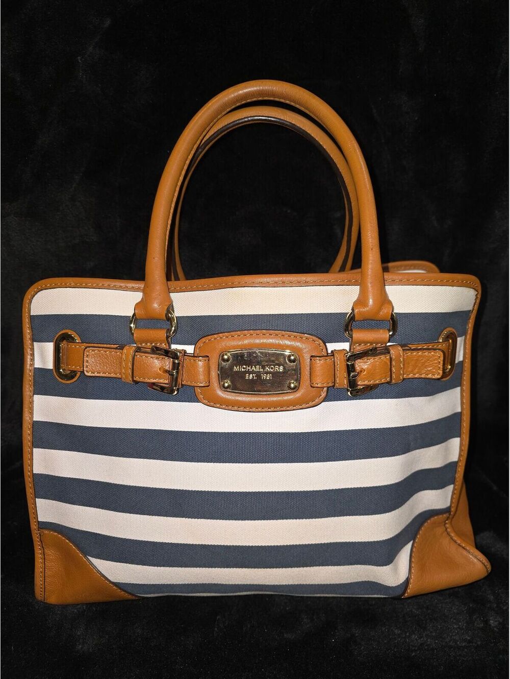 152. Michael Kors Hamilton striped Navy Blue/White